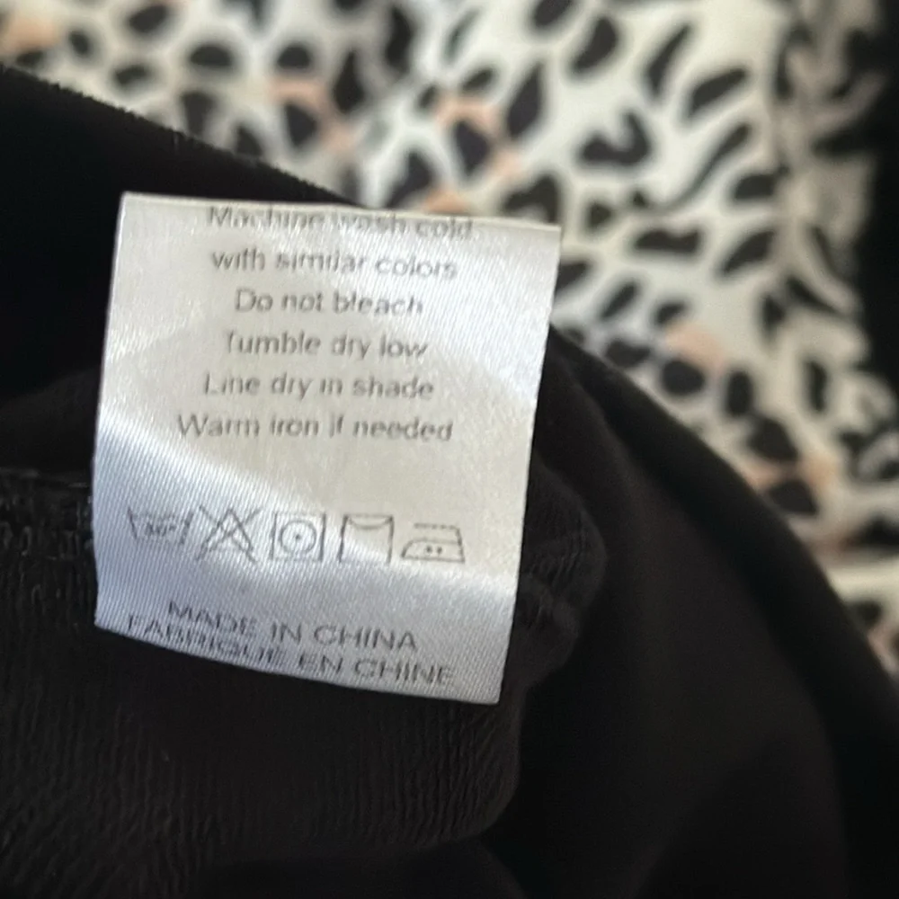 EUC Girls Hoodie Pullover Leopard Printed Hooded Sweatshirt with Pockets 12